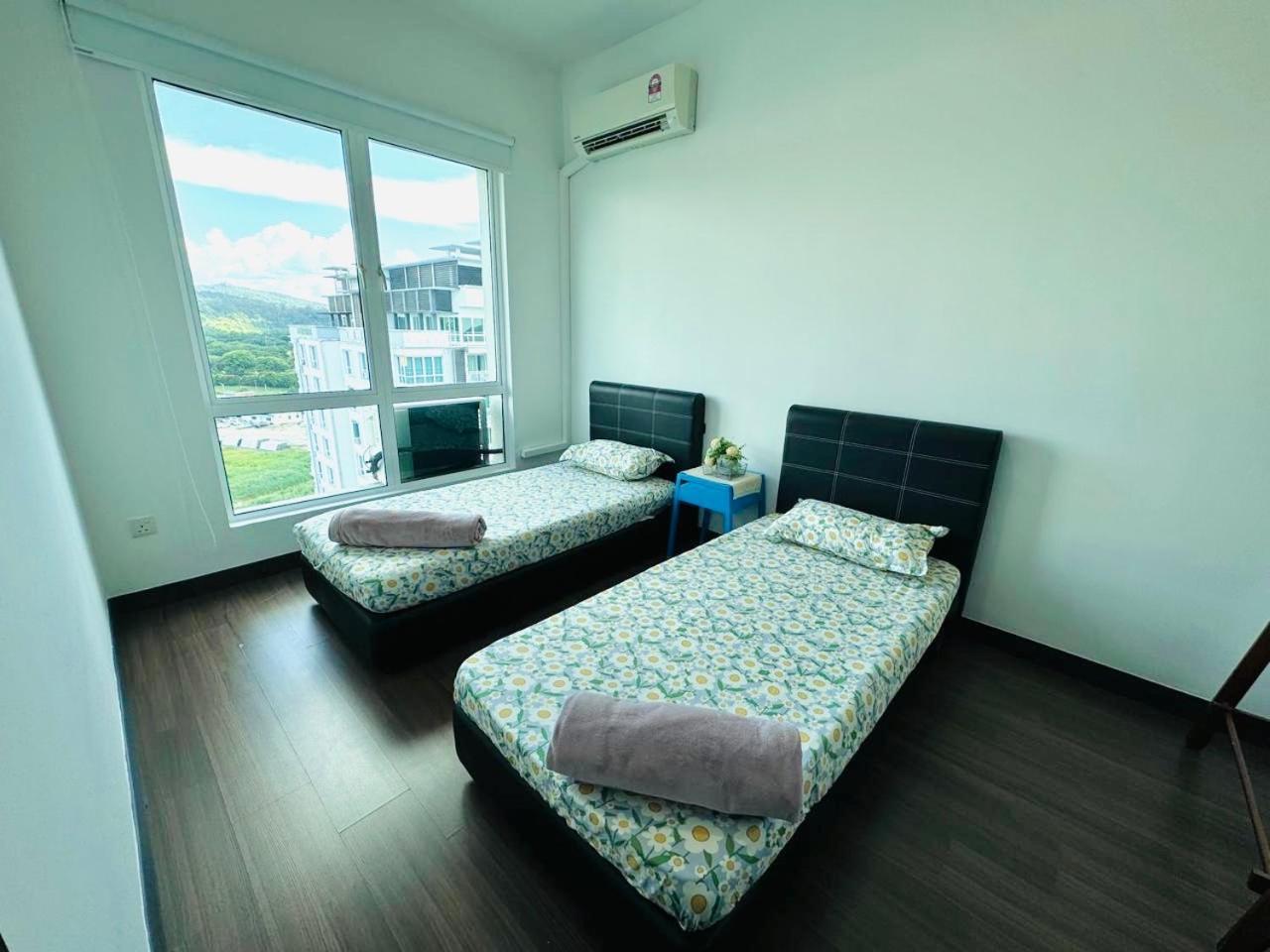 Sandakan Spacious And Comfortable Pool View Condo Extérieur photo